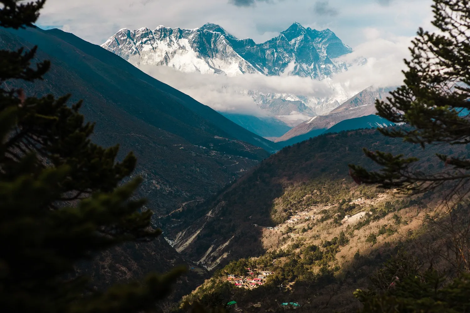 Composite from Martin Edström's documentation of waste in the Khumbu valley.
